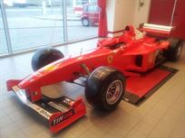 1999-ferrari-formula-1-original-showcar-rolle