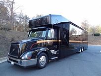 2014-volvo-show-hauler