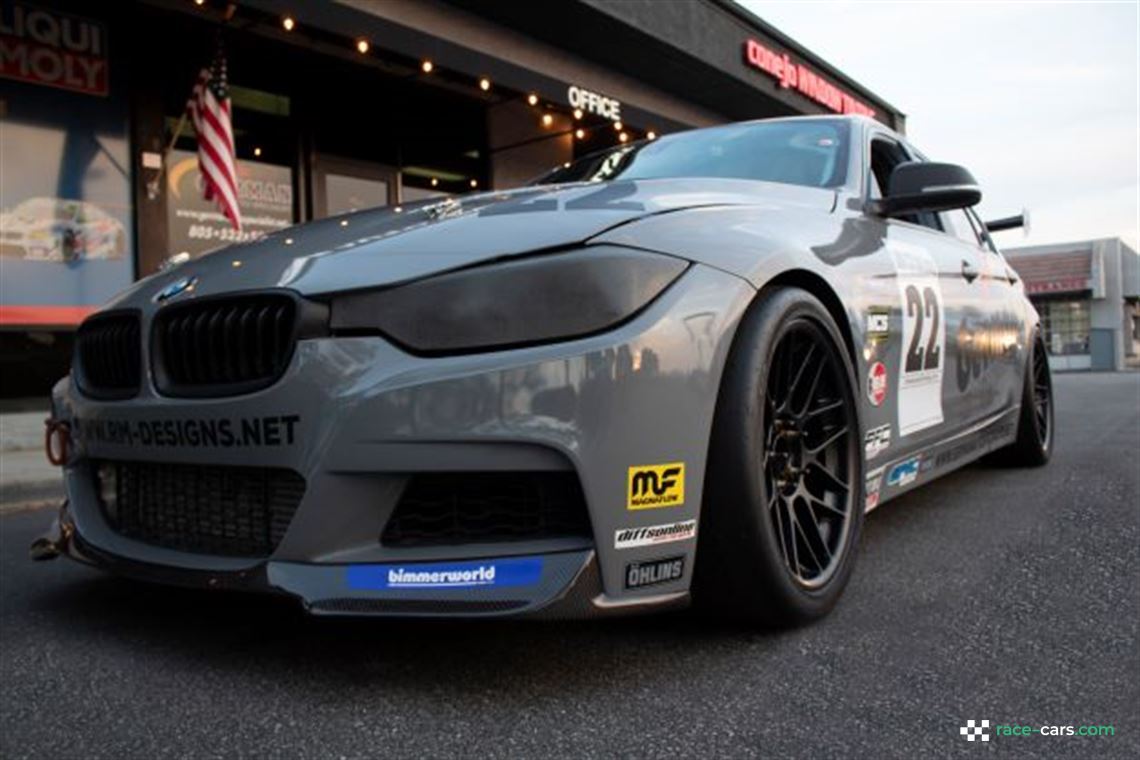 2013-bmw-328i-f30-imsa-race-car