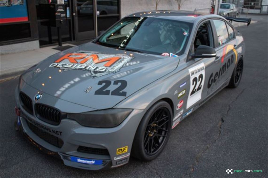 2013-bmw-328i-f30-imsa-race-car