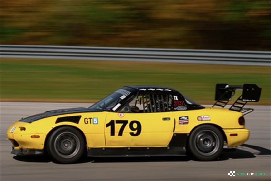 1990-mazda-miata-racecar