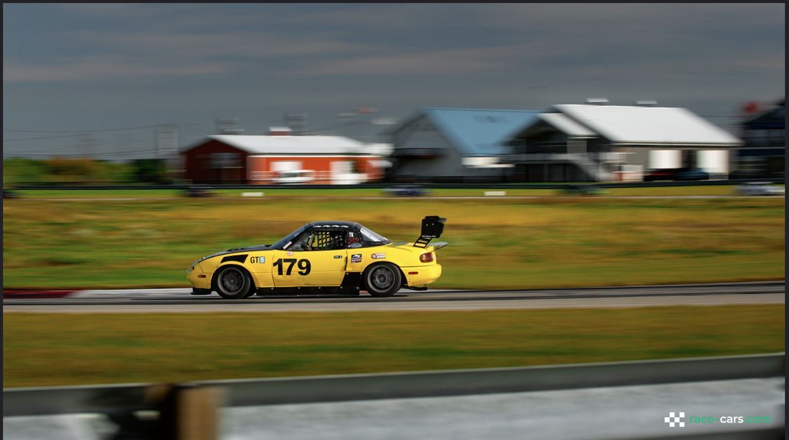 1990-mazda-miata-racecar