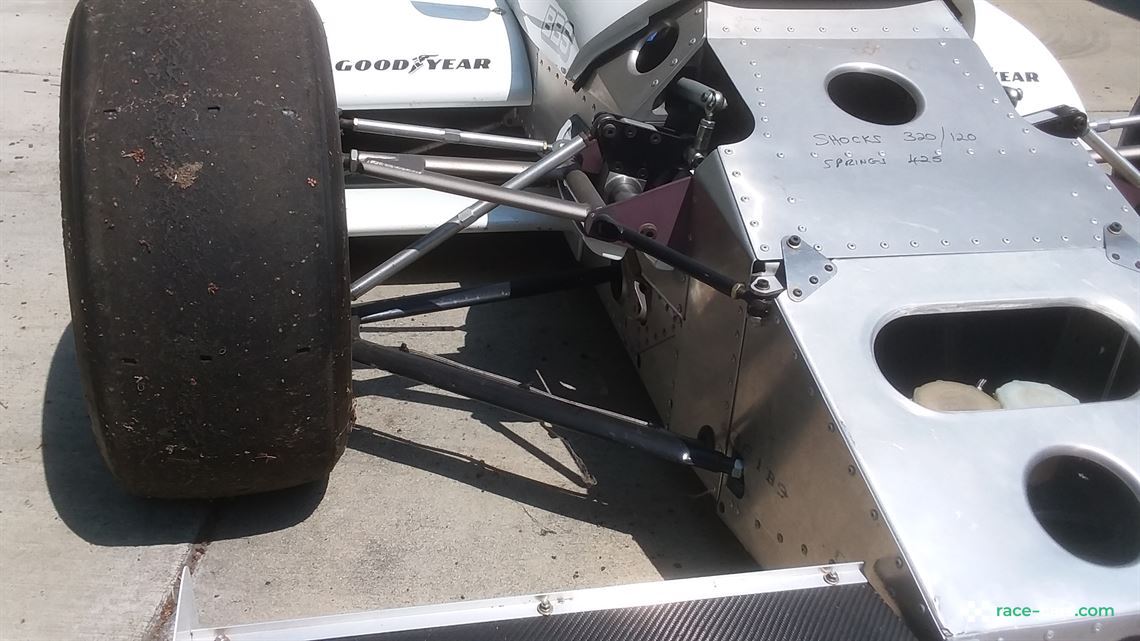 1986-martini-mk50-01-formula-supervee