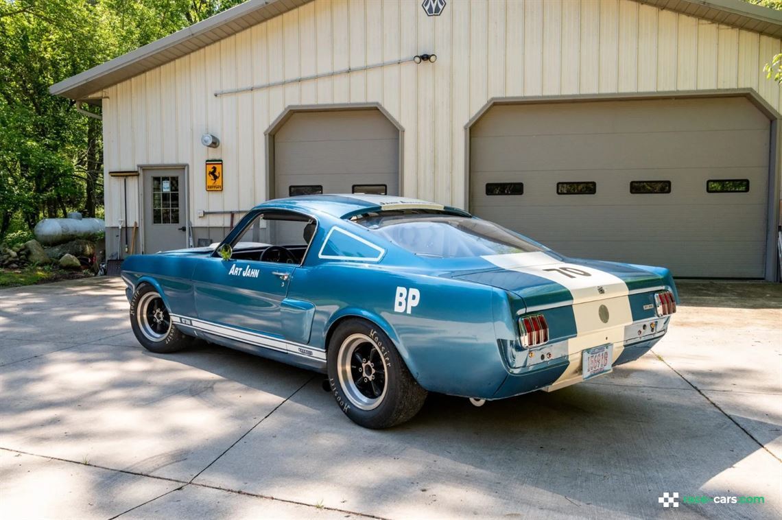 1965-ford-mustang-fastback-hi-spec-racecar