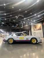 jwe-porsche-911-sc-track-car