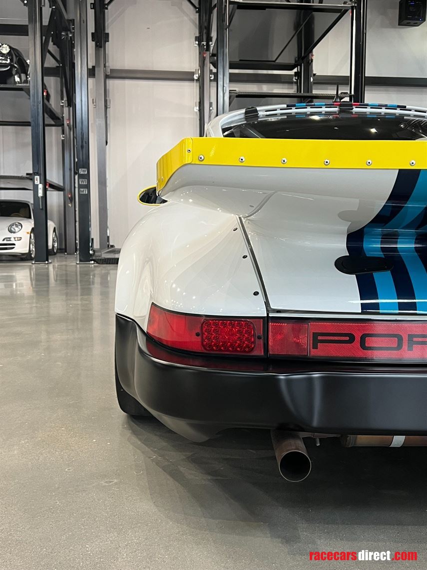 jwe-porsche-911-sc-track-car