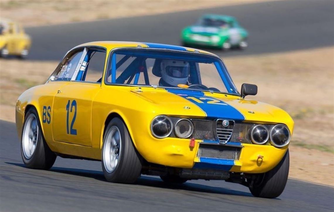 alfa-romeo-gtv-1969