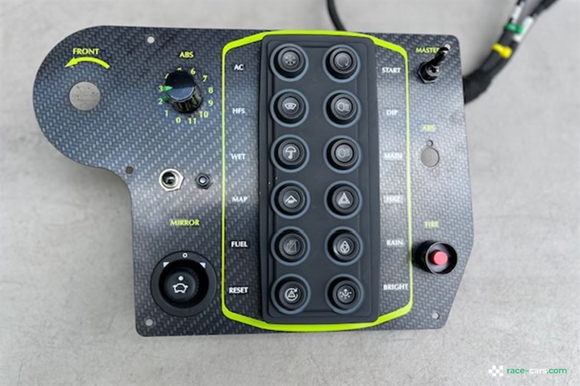 aston-martin-gt4-dash-switch-panel