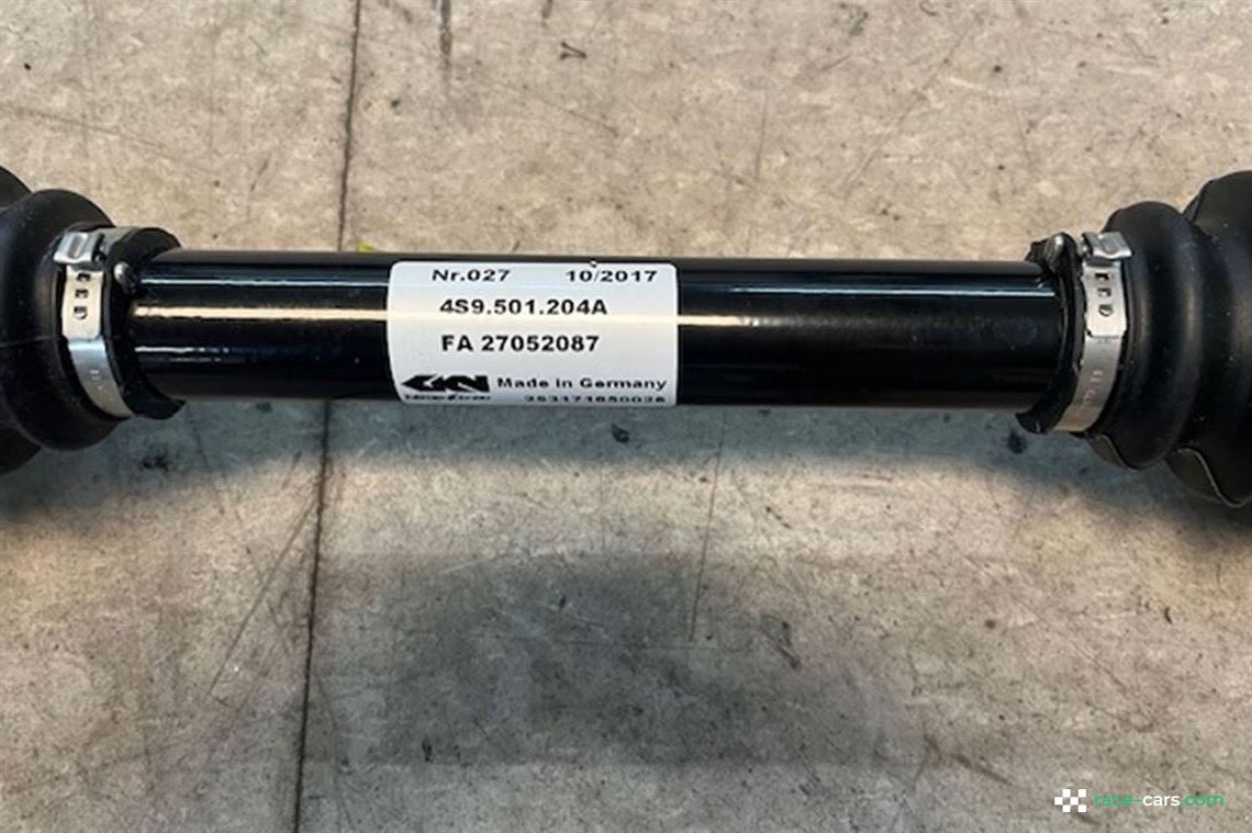 new-audi-r8-gt4-driveshaft